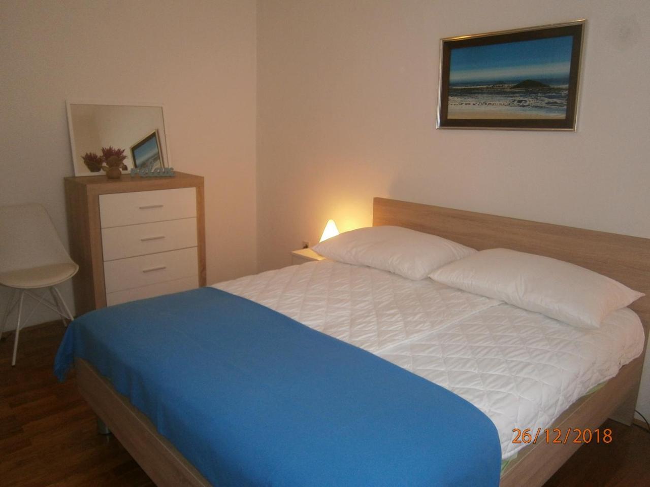 Apartments Sea And Sun 라벡 외부 사진